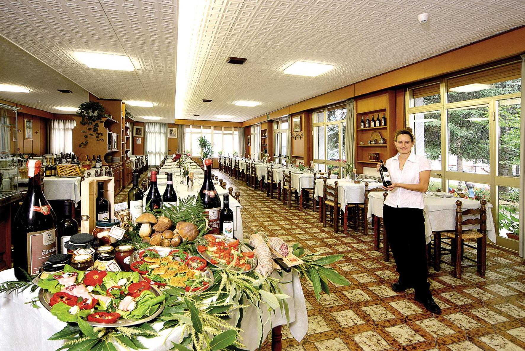 Hotel Maria Nella Bardineto Luaran gambar