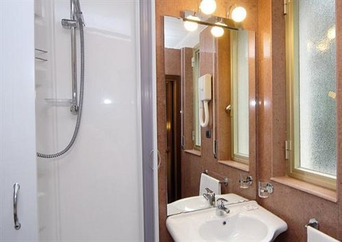 Hotel Maria Nella Bardineto Luaran gambar